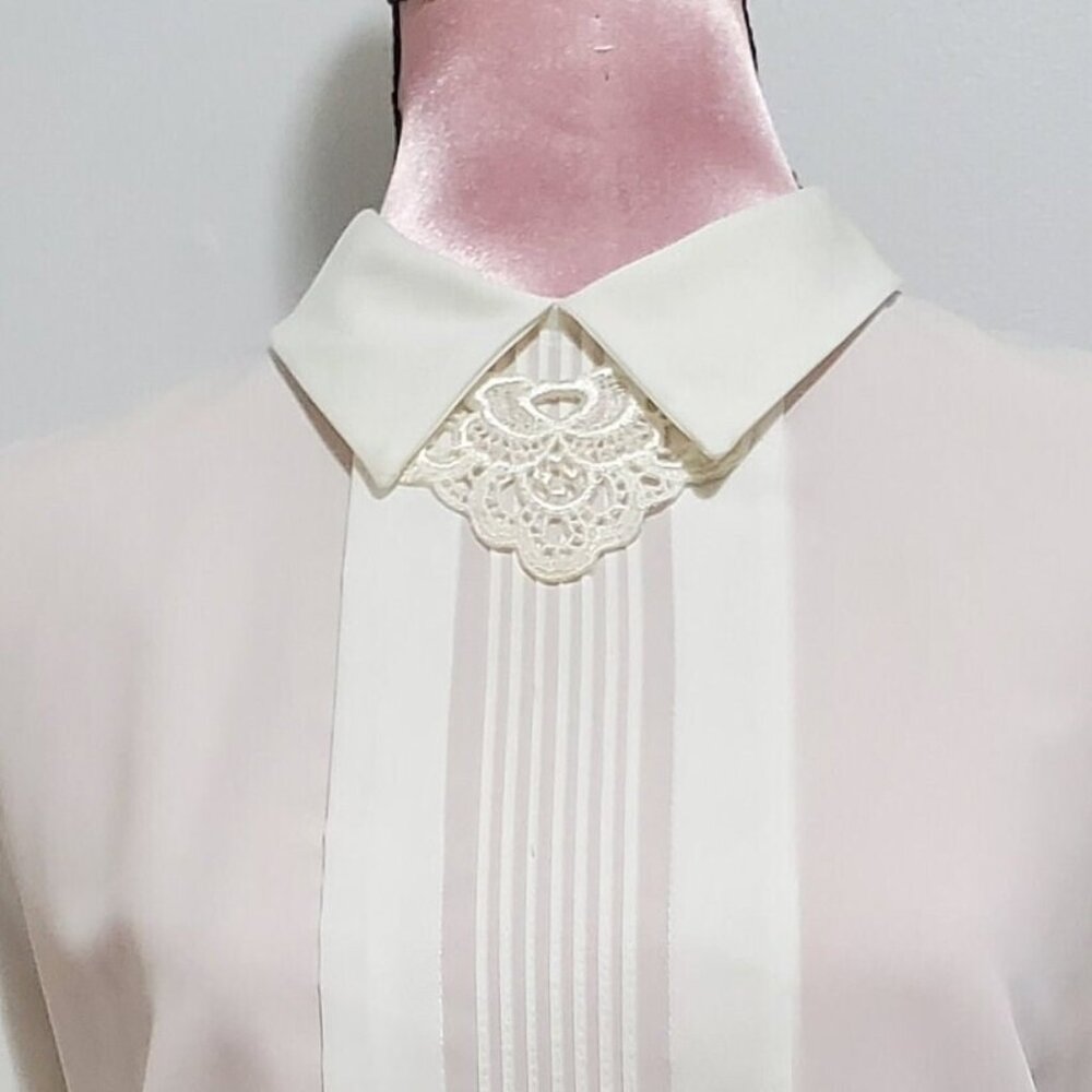 Vintage White Blouse with Lace Collar by Rhapsody